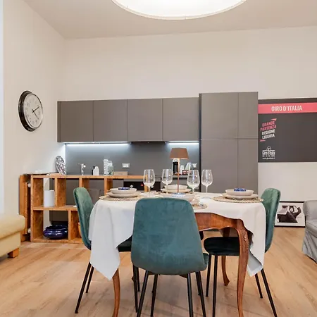 H11 The King's Ariston - Centro Apartment Sanremo